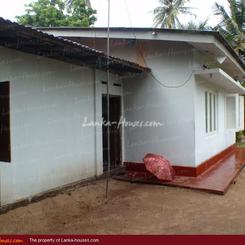 Land with 1-store house (L6)