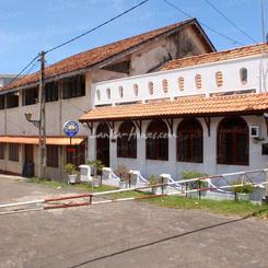 NEW OLD DUTCH HOUSE