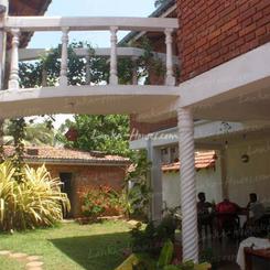 SUMMER BREEZE Tourist Guest House