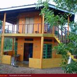 SANDY'S Bungalows &amp; Restaurant