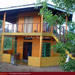 SANDY'S Bungalows &amp; Restaurant