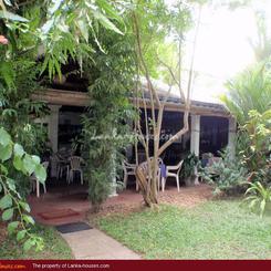 REFRESH Hotel