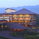 Earl's Regency Hotel