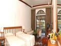 Earl's Regency Hotel