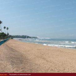 Beach Land in Kosgoda