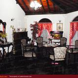 COLONIAL HOUSE