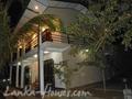 NICE PLACE Restaurant &amp; Bungalows