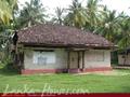 Beach front land with house in Habaraduwa
