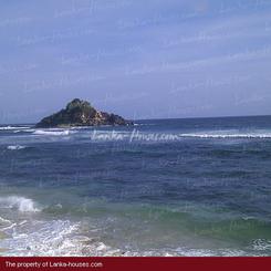 Beach land in Ahangama
