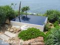 Villa on the rocks in Unawatuna.