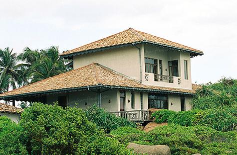 Villa on the rocks in Unawatuna. Villa on the rocks in Unawatuna.