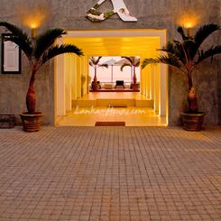 CANTALOUPE AQUA Boutigue Hotel