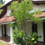 VILLA FULL MOON