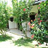 Sonri Villa Guesthouse (ex. SEA VIEW Upul Guest House)
