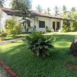 Sonri Villa Guesthouse (ex. SEA VIEW Upul Guest House)