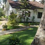 Sonri Villa Guesthouse (ex. SEA VIEW Upul Guest House)