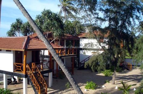 GANESH GARDEN Cabanas & Restaurant