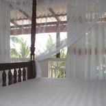 Sonri Villa White House (ex. UPUL'S WHITE House)