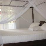 Sonri Villa White House (ex. UPUL'S WHITE House)