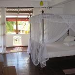 Sonri Villa White House (ex. UPUL'S WHITE House)