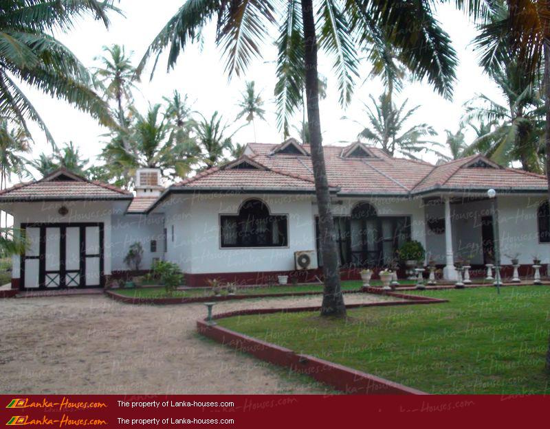 Beach Land with house, Negombo, Colombo, West, Sri Lanka, Online